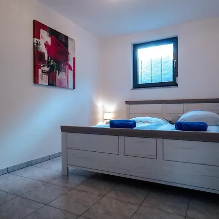 Wow! Lage! Schoene 2-zimmer Wohnung! * Weisweil (Emmendingen)